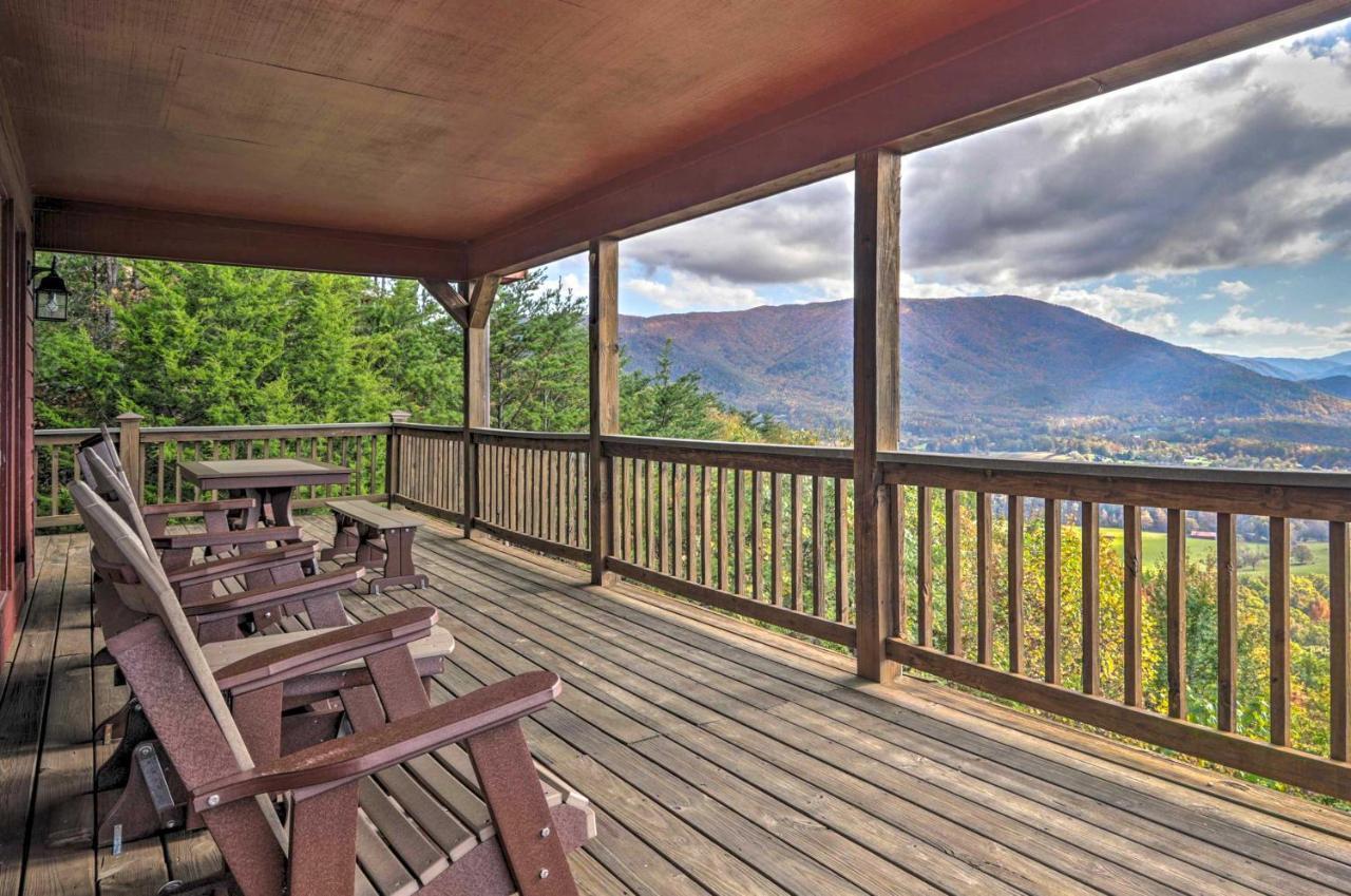 Smoky Mountain Retreat With Hot Tub, Arcade Games Villa Pigeon Forge Eksteriør billede