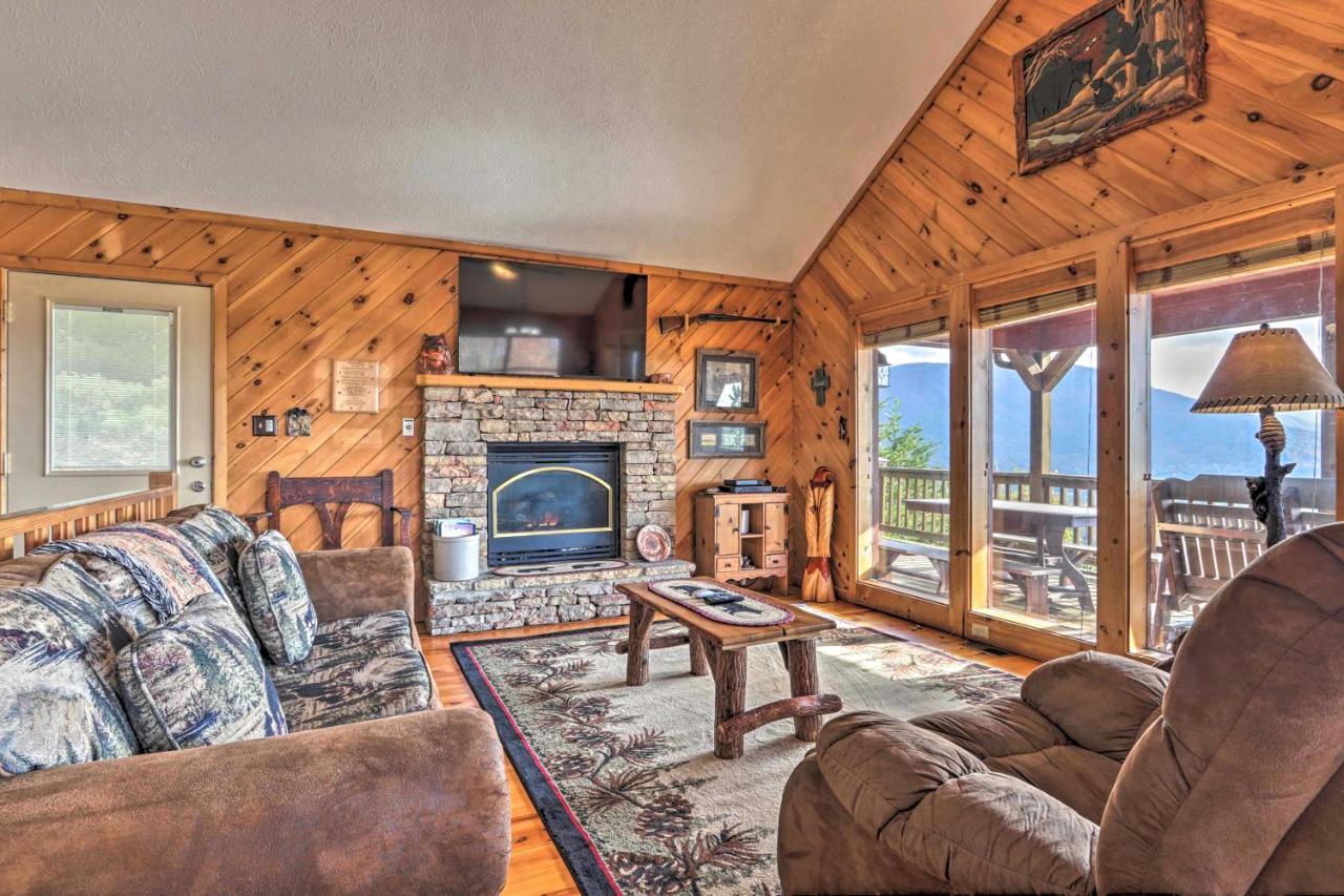Smoky Mountain Retreat With Hot Tub, Arcade Games Villa Pigeon Forge Eksteriør billede